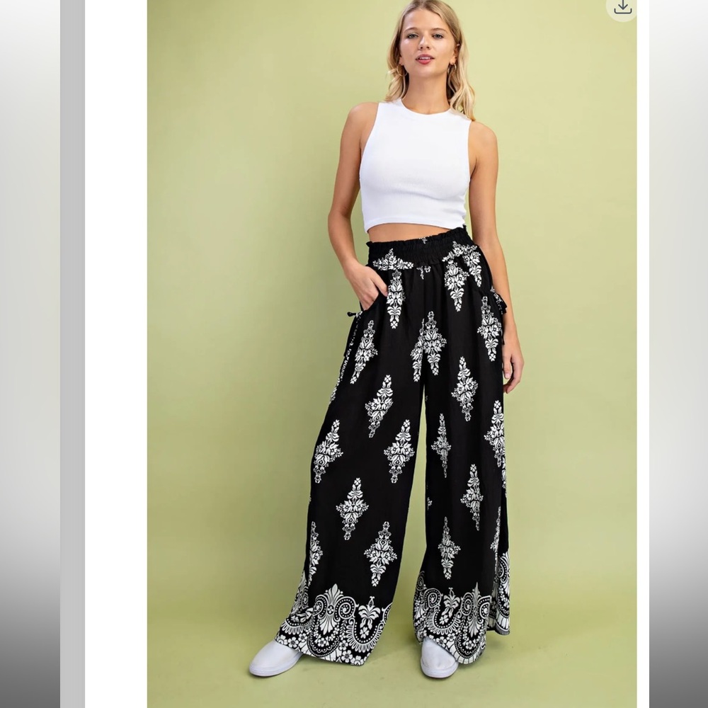 Elegant Black and White Patterned Wide-Leg Pants